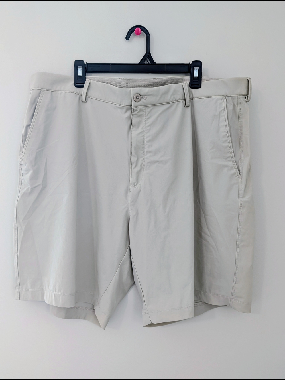 Greg Norman Khaki Performance Golf Shorts NWOT Size 42